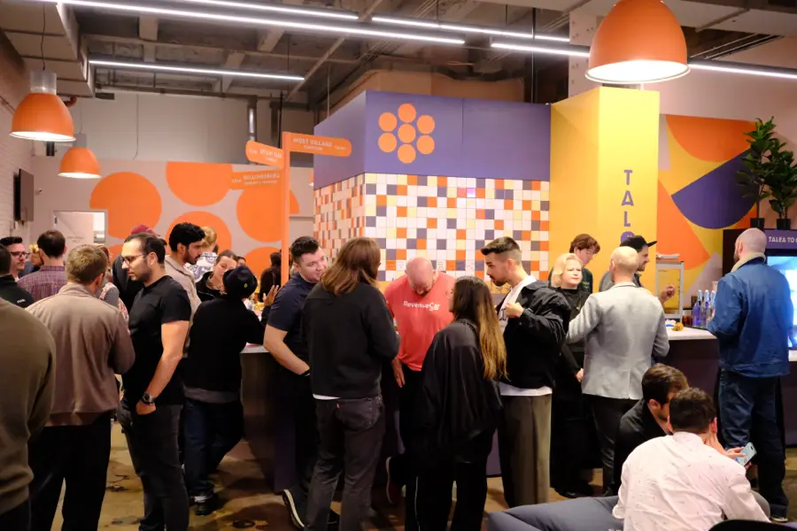 The room filling up at Growth Gems & Screw-Ups